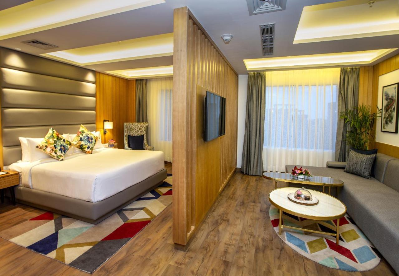 Ramada By Wyndham Katra Station Road Katra (Jammu and Kashmir) Exterior foto