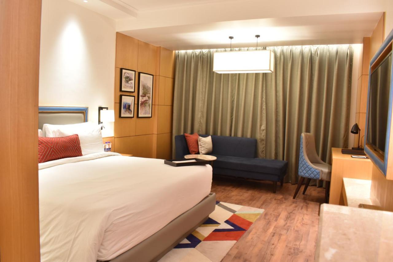 Ramada By Wyndham Katra Station Road Katra (Jammu and Kashmir) Exterior foto